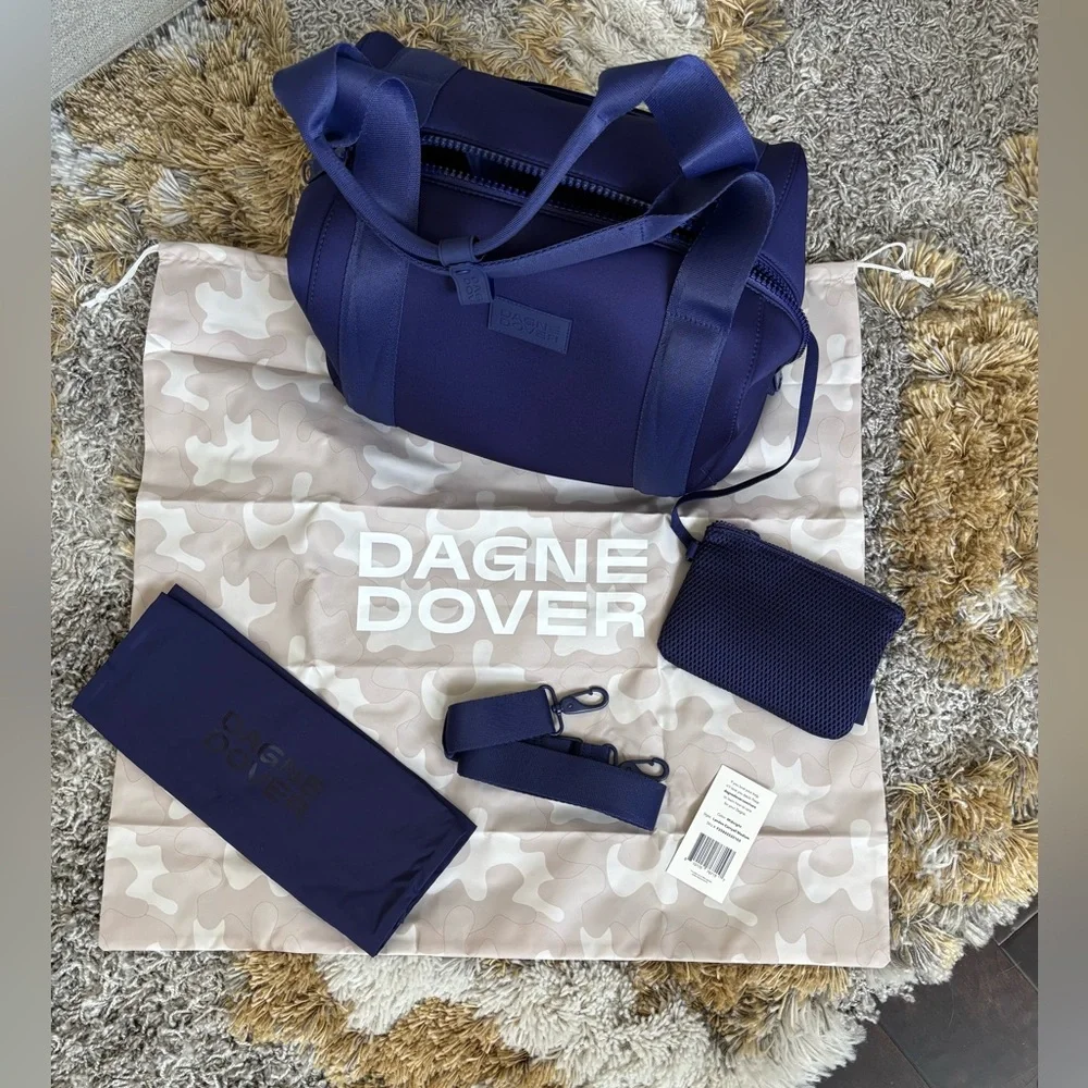 Dagne Dover-MEDIUM LANDON NEOPRENE CARRYALL BAG, Storm Color. NWOT. - Picture 5 of 9